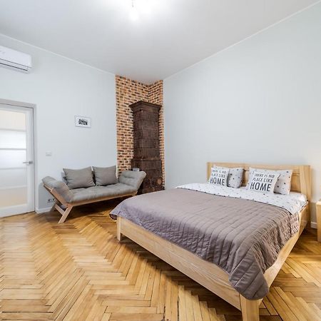 Inshiapartments On Teodora Square 리비프 외부 사진
